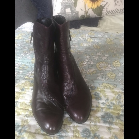 Gift for Jul ! Everybody by Moda - Picture 2 of 6